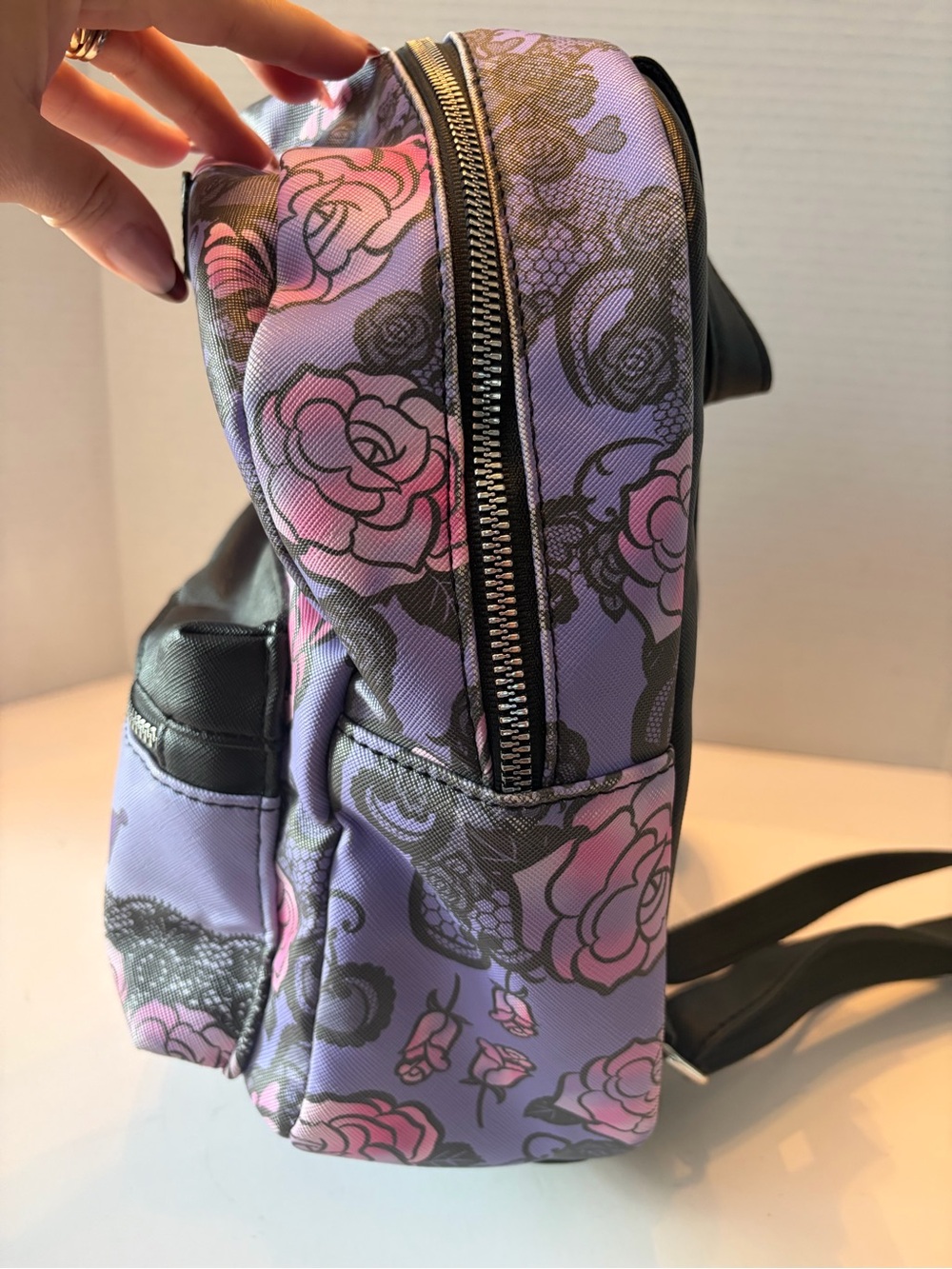 This Kuromi Roses Lace Mini Backpack by Bioworld - Picture 8 of 14